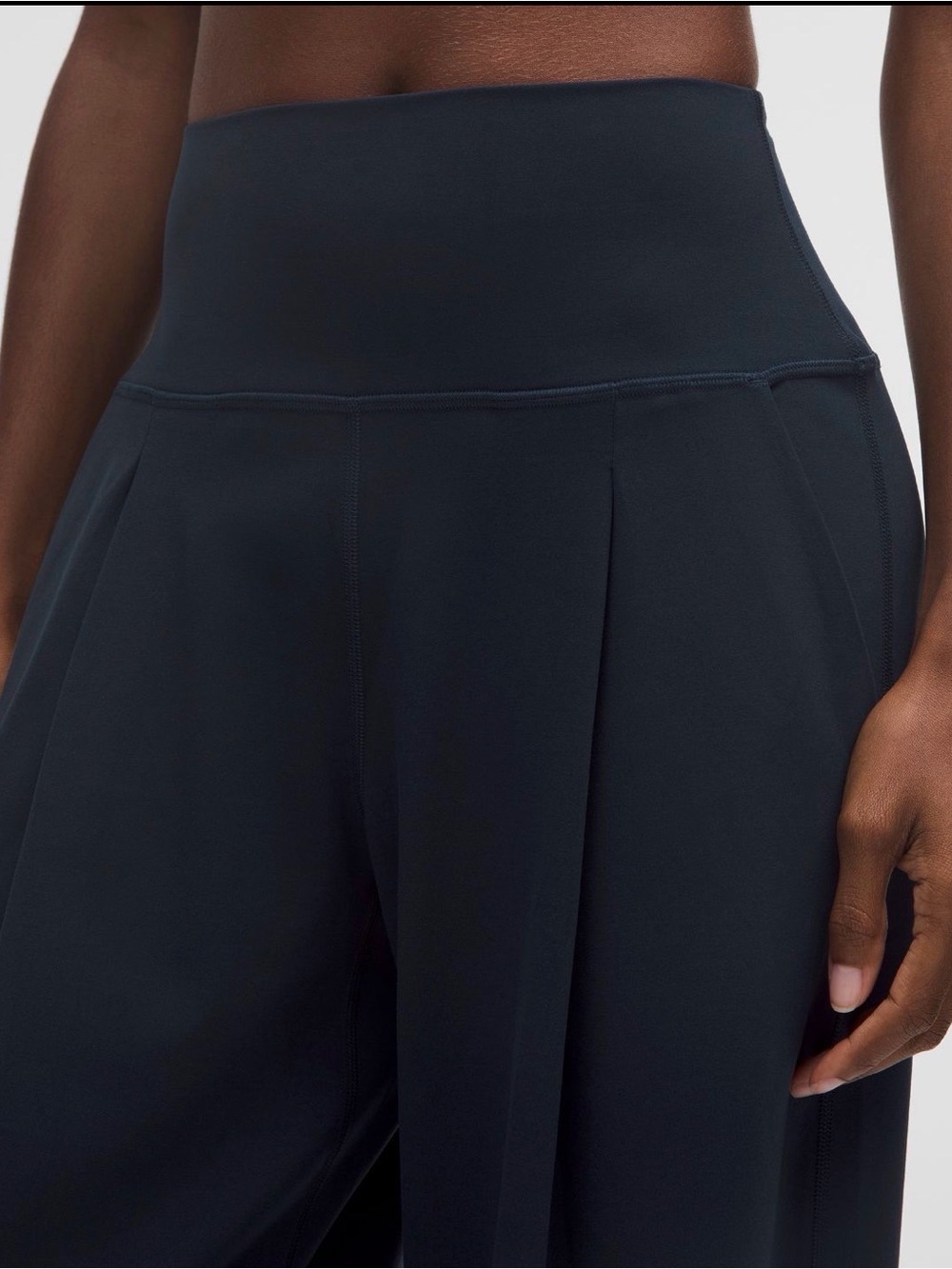 lululemon Align™ Palazzo Pant Short sz 8 navy blue - Picture 3 of 5